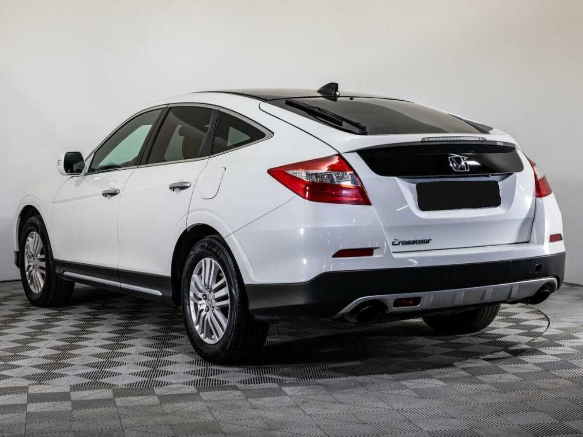 Купить Honda Crosstour с пробегом. Фото: #5