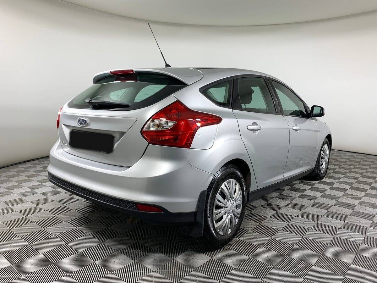 Купить Ford Focus с пробегом. Фото: #4