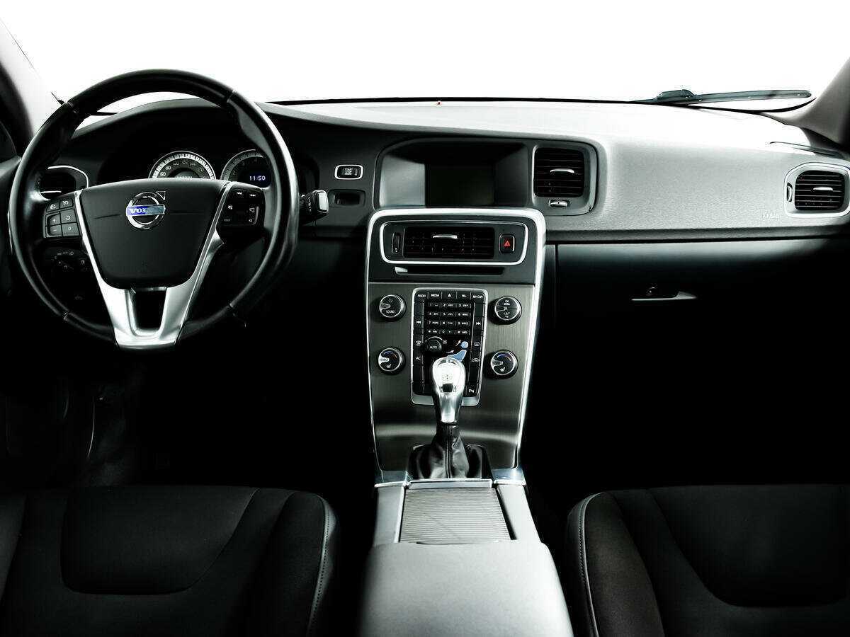 Купить Volvo S60 с пробегом. Фото: #10
