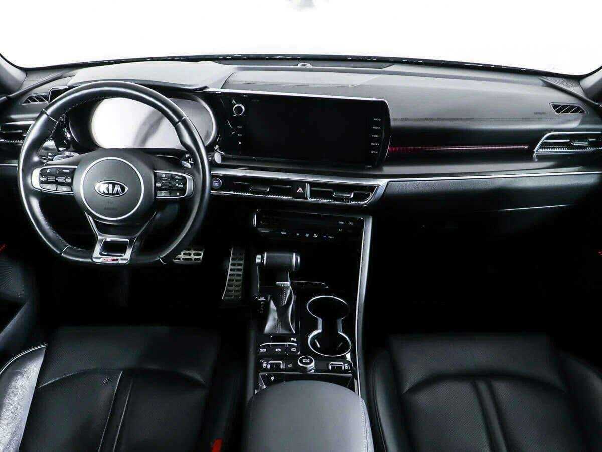 Купить Kia K5 с пробегом. Фото: #10