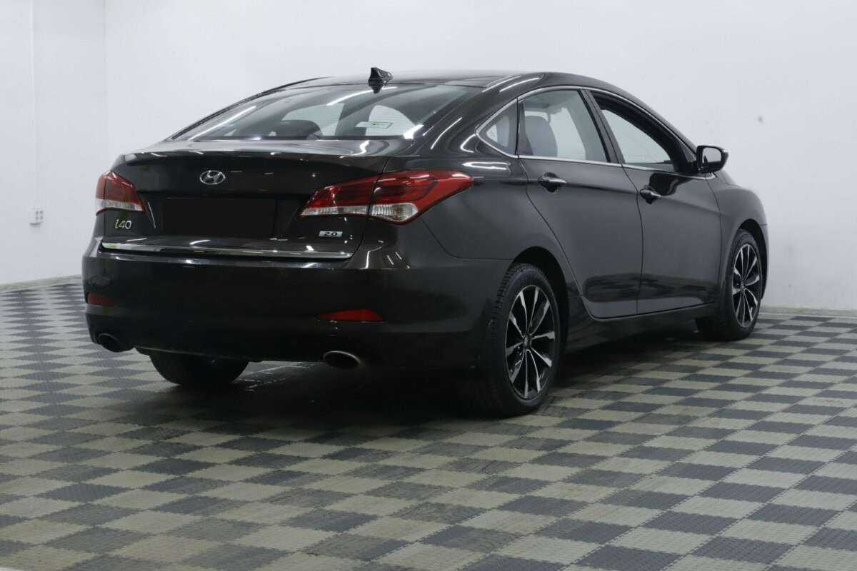 Купить Hyundai i40 с пробегом. Фото: #3