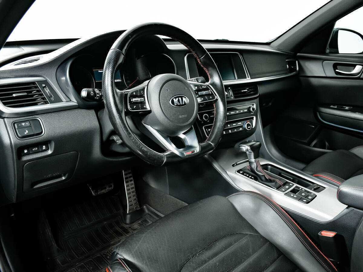Купить Kia Optima с пробегом. Фото: #10