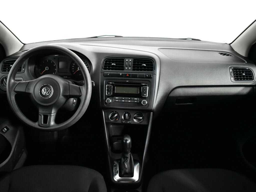 Купить Volkswagen Polo с пробегом. Фото: #11