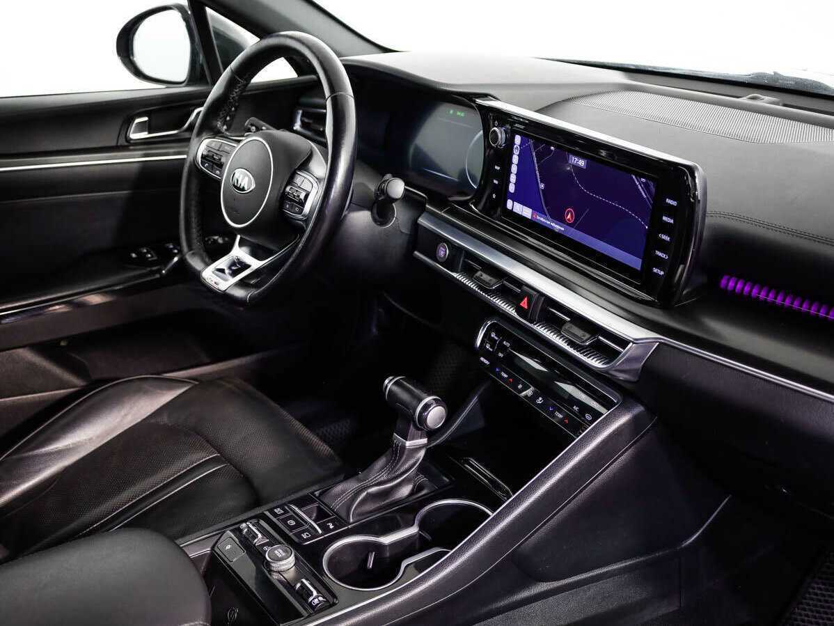 Купить Kia K5 с пробегом. Фото: #22