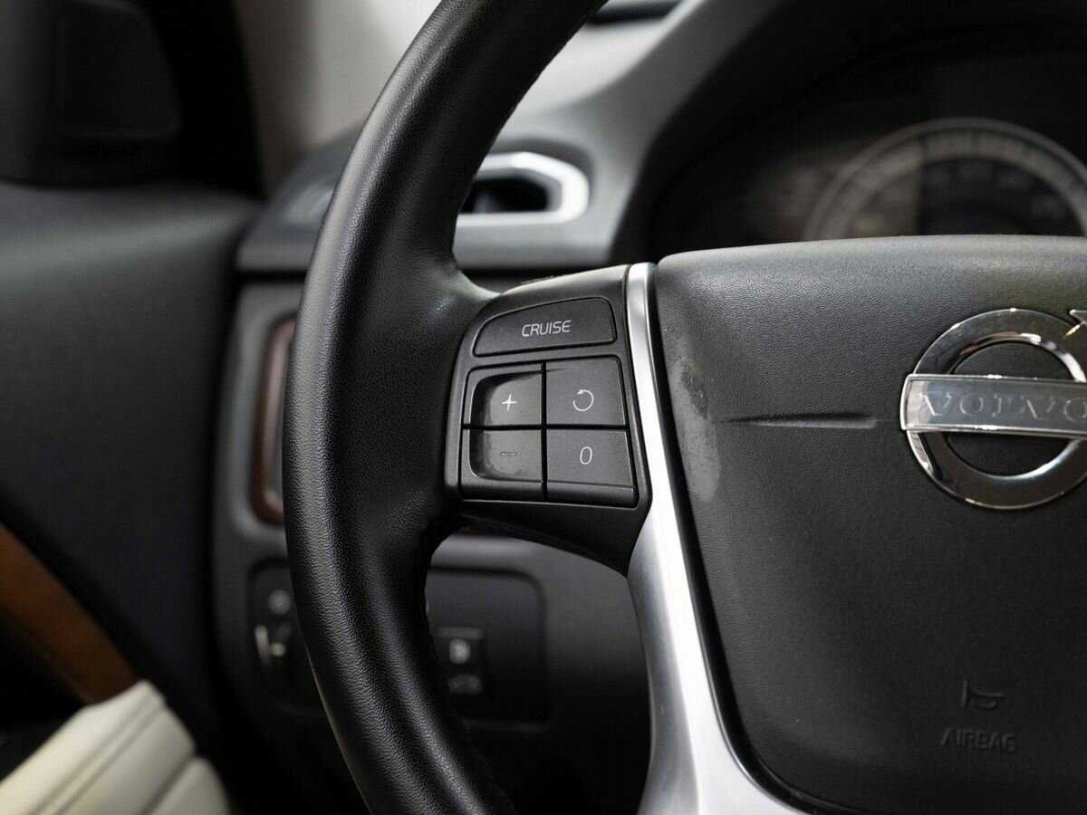 Купить Volvo S80 с пробегом. Фото: #14