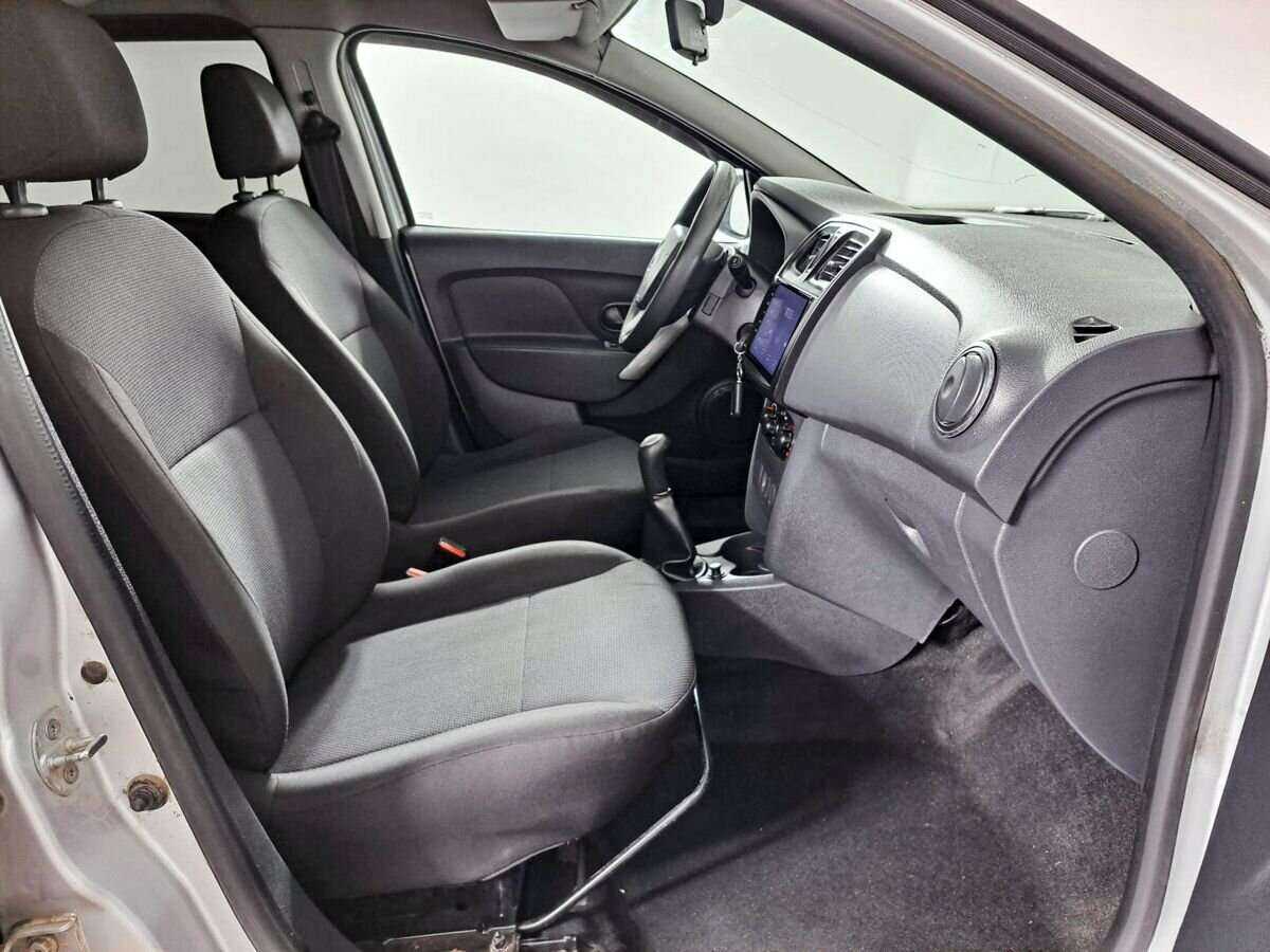 Купить Renault Logan с пробегом. Фото: #8