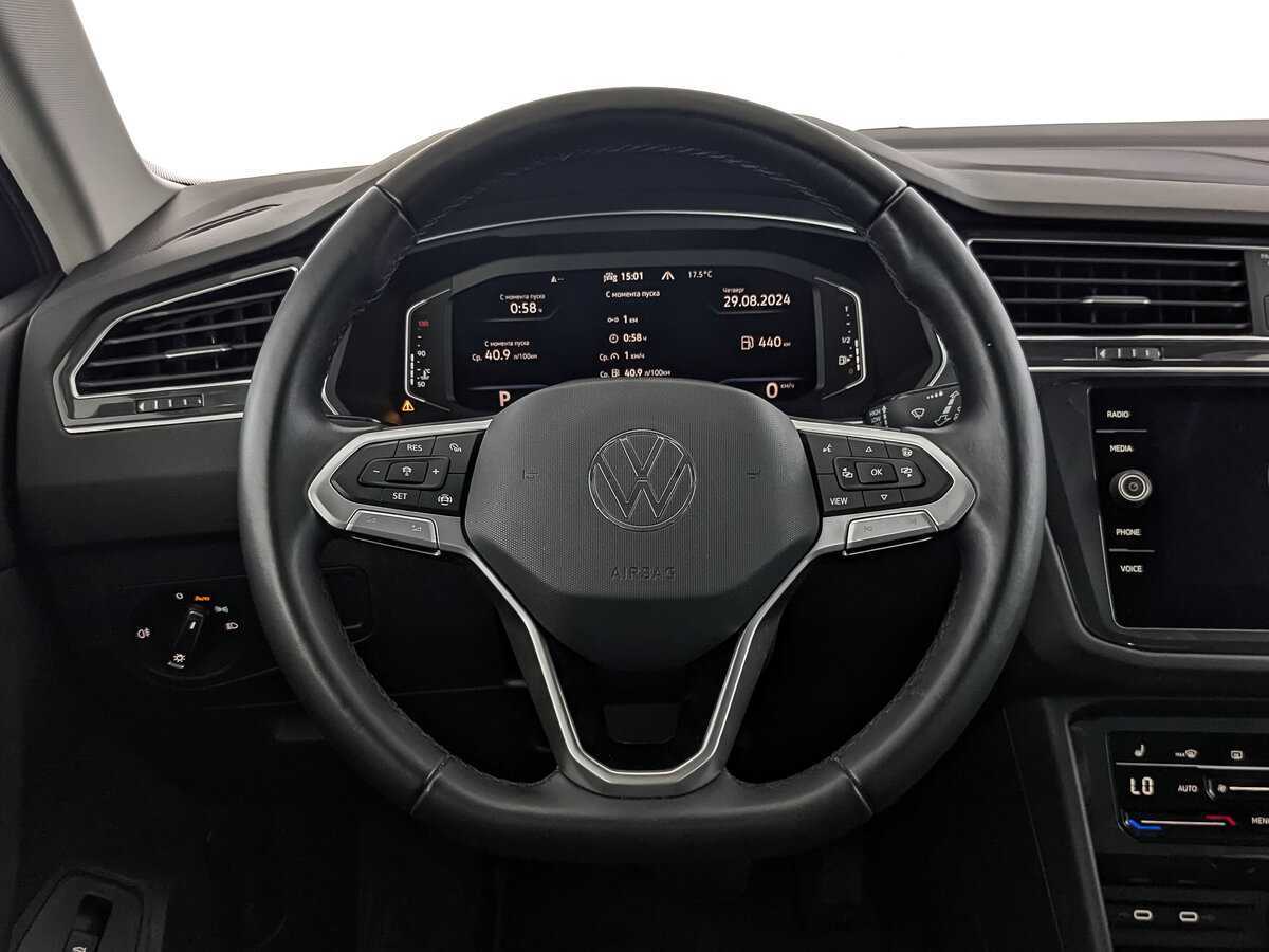 Купить Volkswagen Tiguan с пробегом. Фото: #15