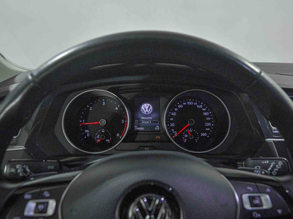 Купить Volkswagen Tiguan с пробегом. Фото: #5