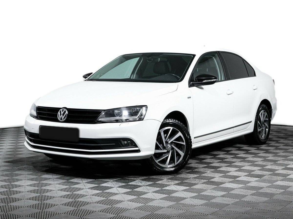 Купить Volkswagen Jetta с пробегом. Посмотреть фото