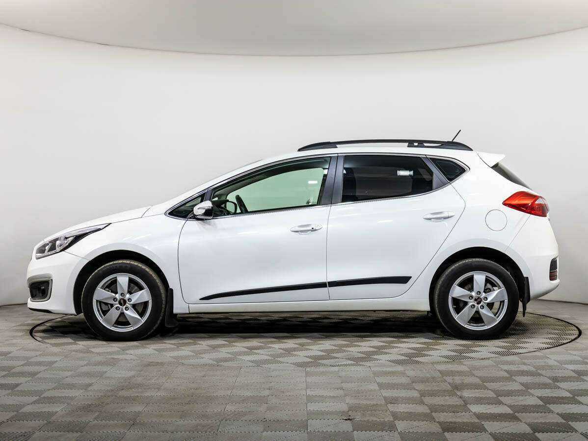 Купить Kia Ceed с пробегом. Фото: #6