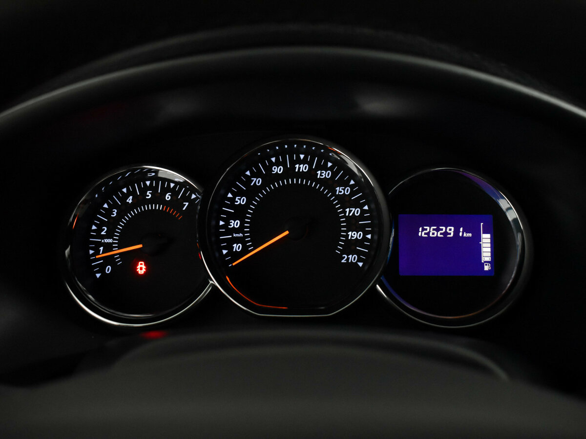 Купить Renault Sandero с пробегом. Фото: #12