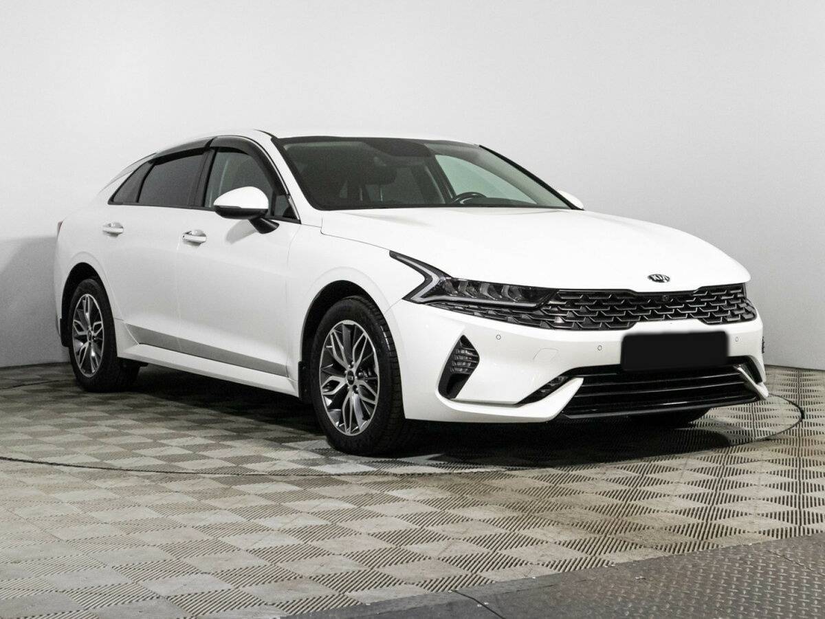 Купить Kia K5 с пробегом. Фото: #2