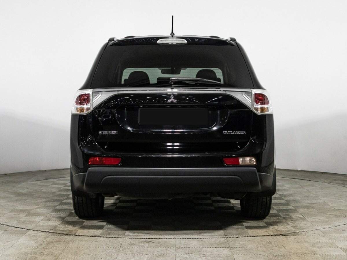Купить Mitsubishi Outlander с пробегом. Фото: #5