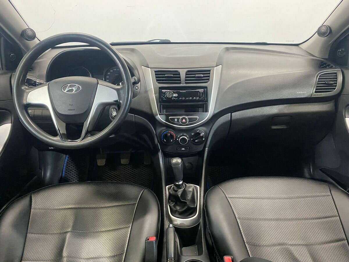 Купить Hyundai Solaris с пробегом. Фото: #8