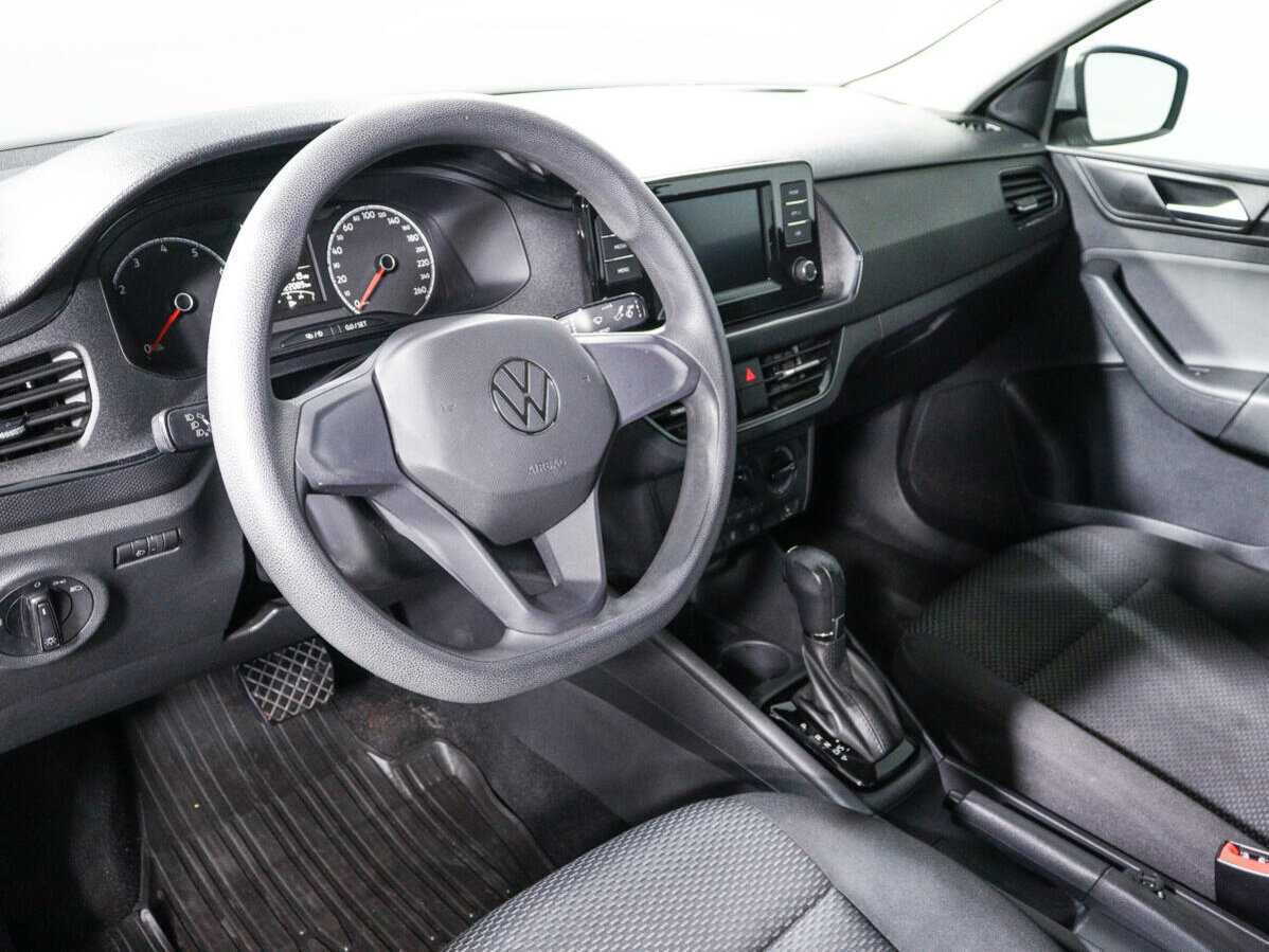 Купить Volkswagen Polo с пробегом. Фото: #13