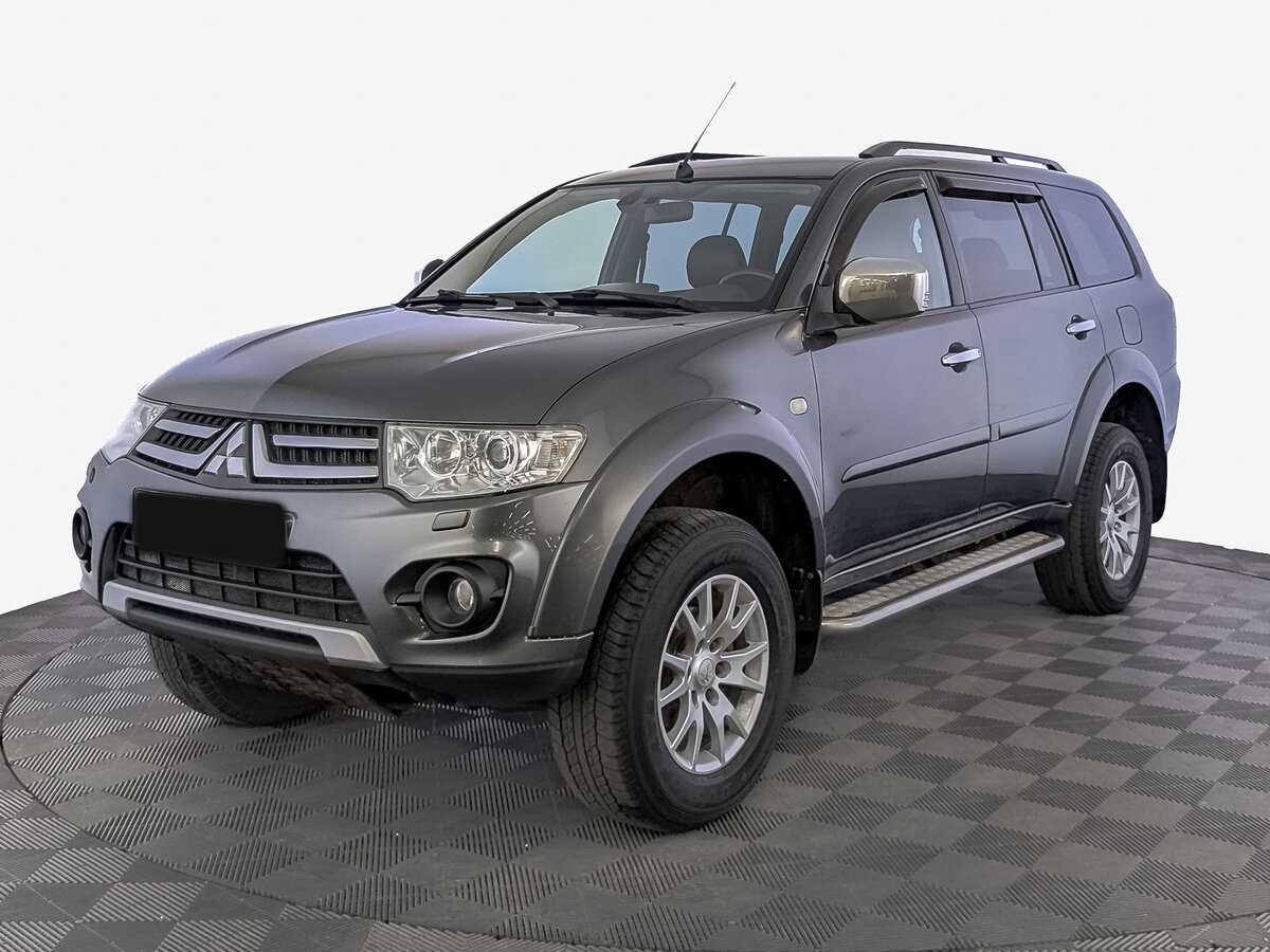 Купить Mitsubishi Pajero Sport с пробегом. Фото: #0