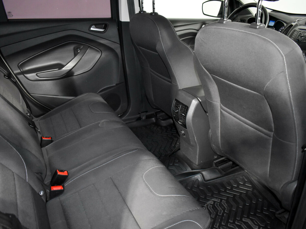 Купить Ford Kuga с пробегом. Фото: #13