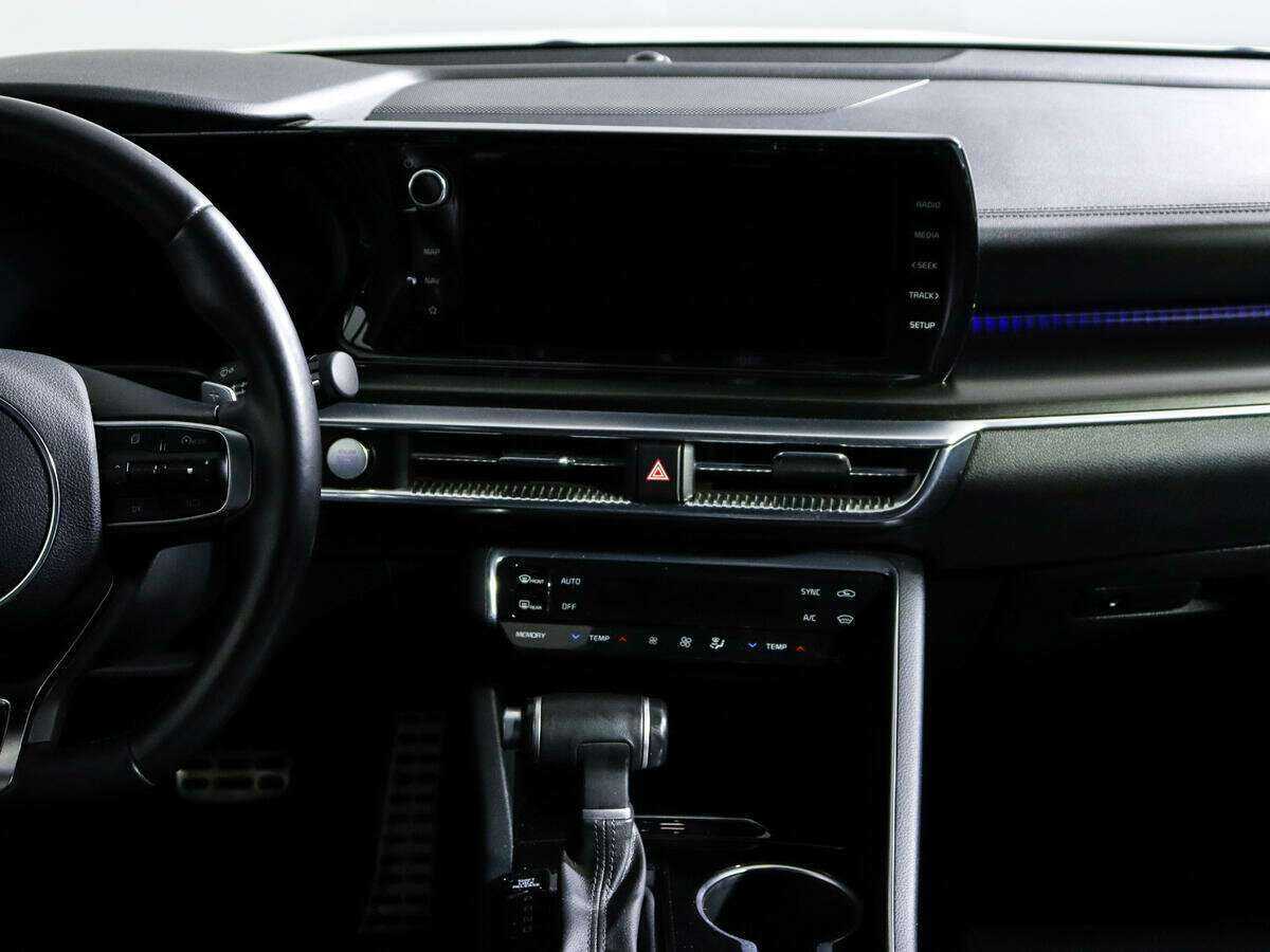 Купить Kia K5 с пробегом. Фото: #10