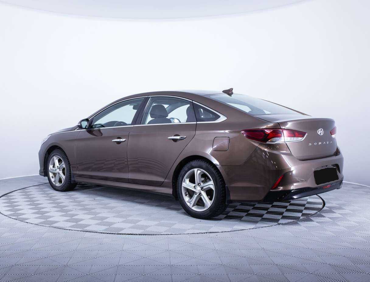 Купить Hyundai Sonata с пробегом. Фото: #6