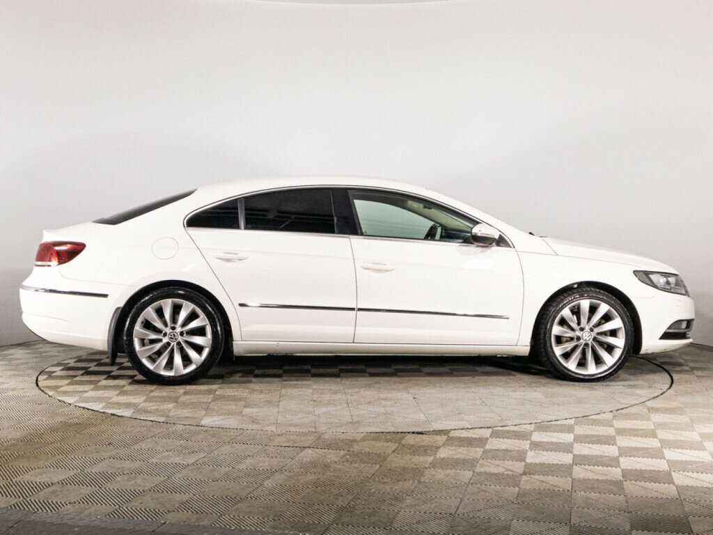 Купить Volkswagen Passat CC с пробегом. Фото: #3