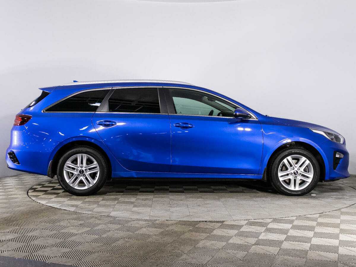 Купить Kia Ceed с пробегом. Фото: #3