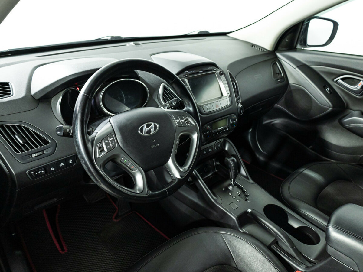 Купить Hyundai ix35 с пробегом. Фото: #10