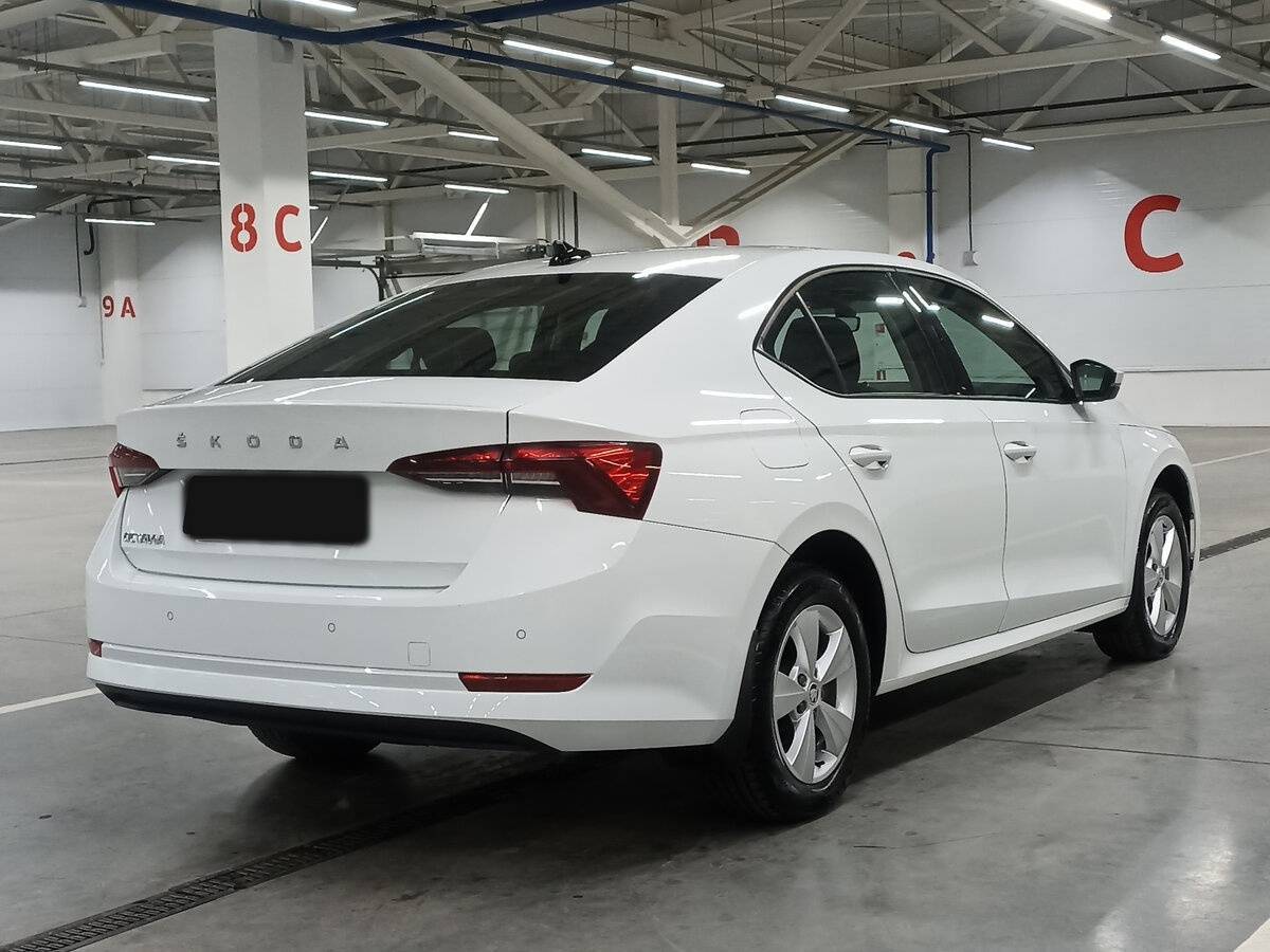 Купить Skoda Octavia с пробегом. Фото: #4