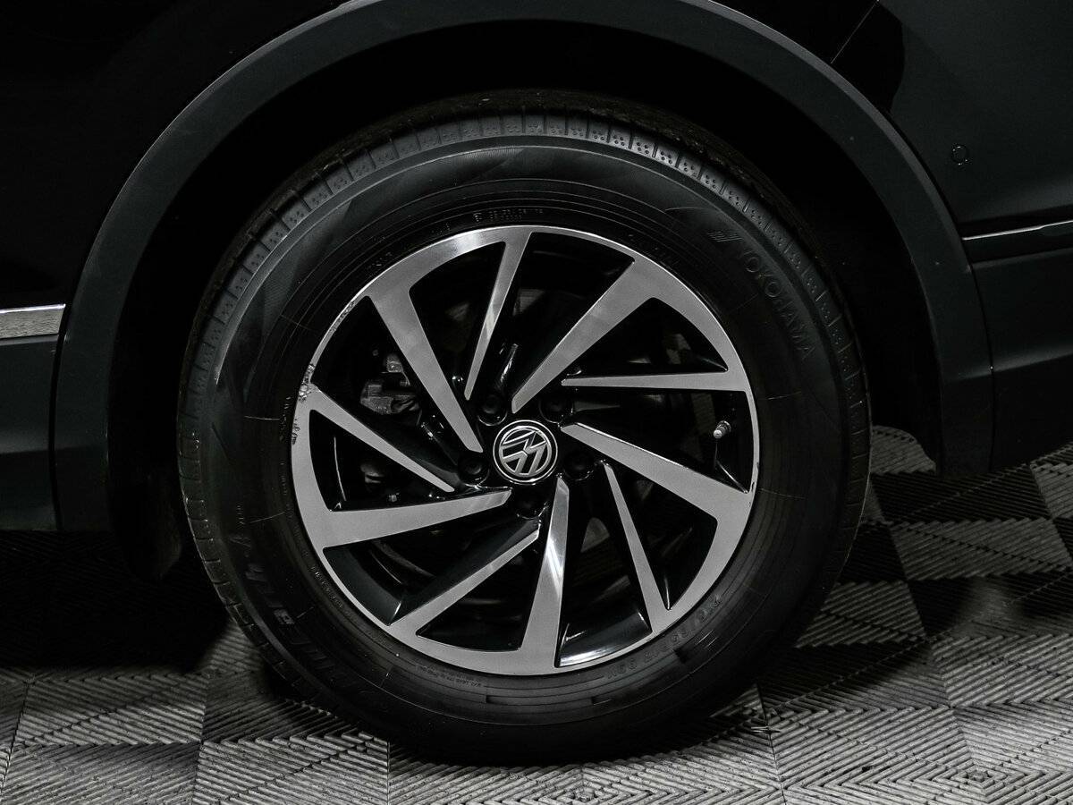 Купить Volkswagen Tiguan с пробегом. Фото: #13