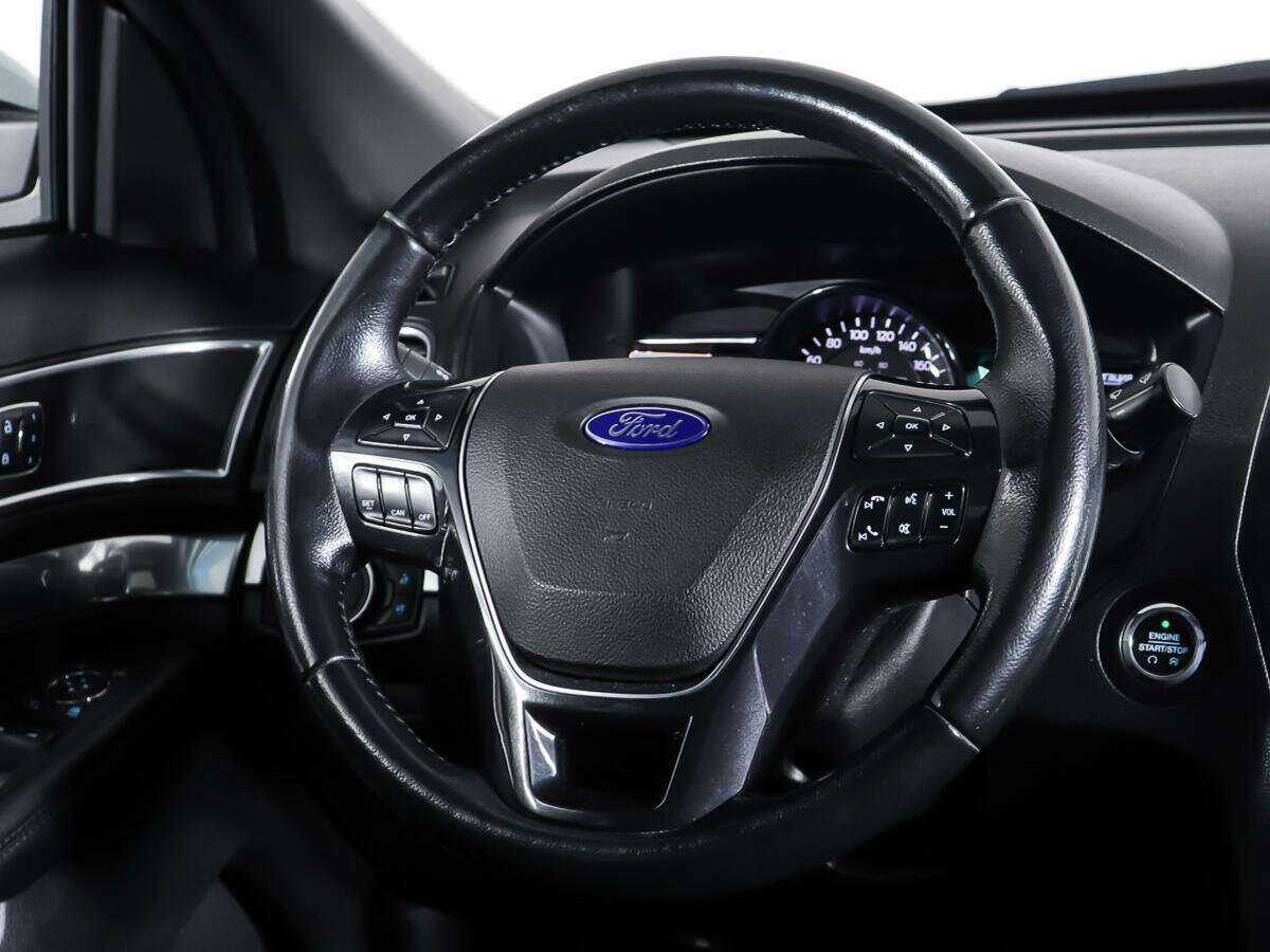 Купить Ford Explorer с пробегом. Фото: #12
