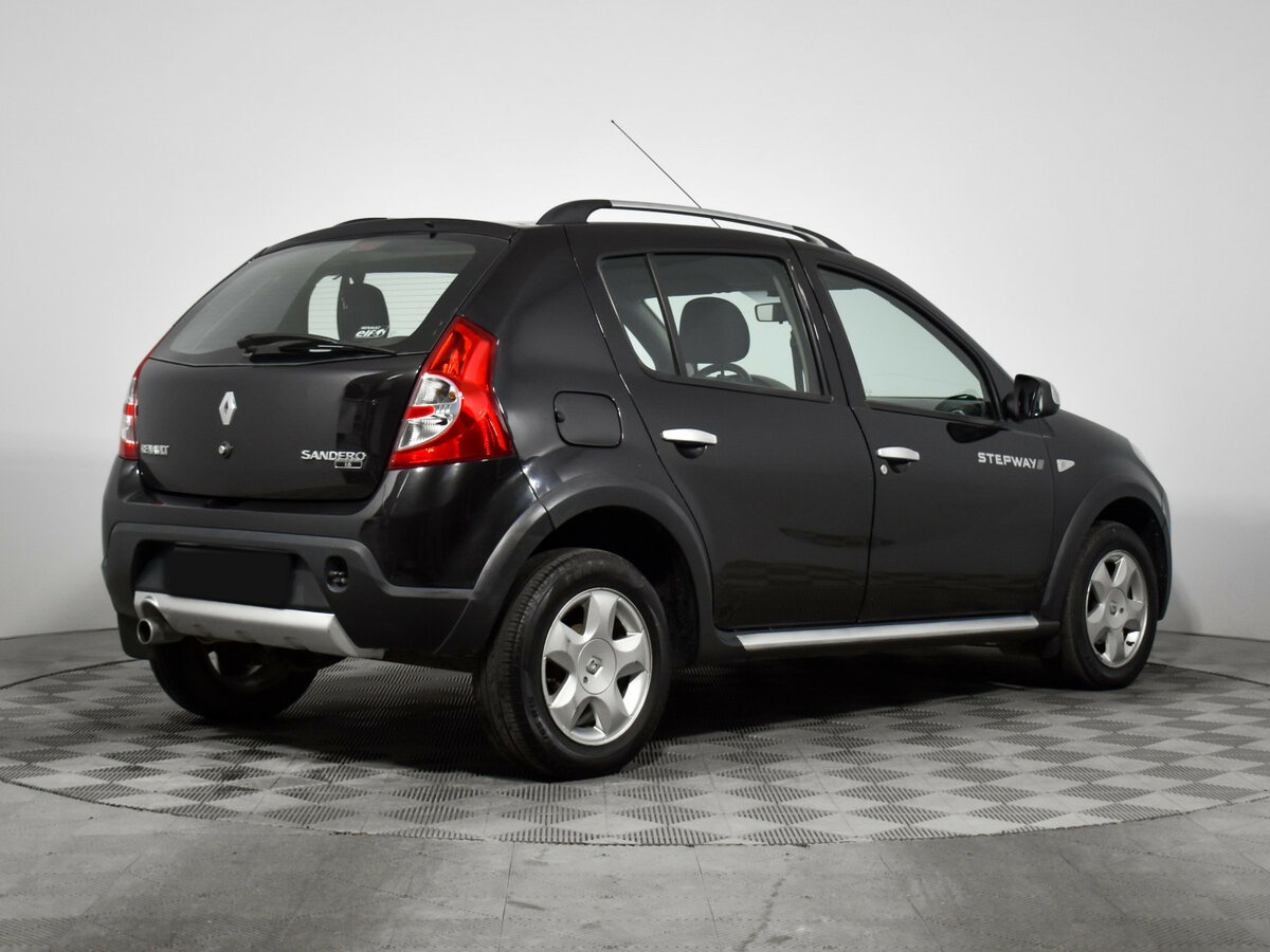 Купить Renault Sandero с пробегом. Фото: #4