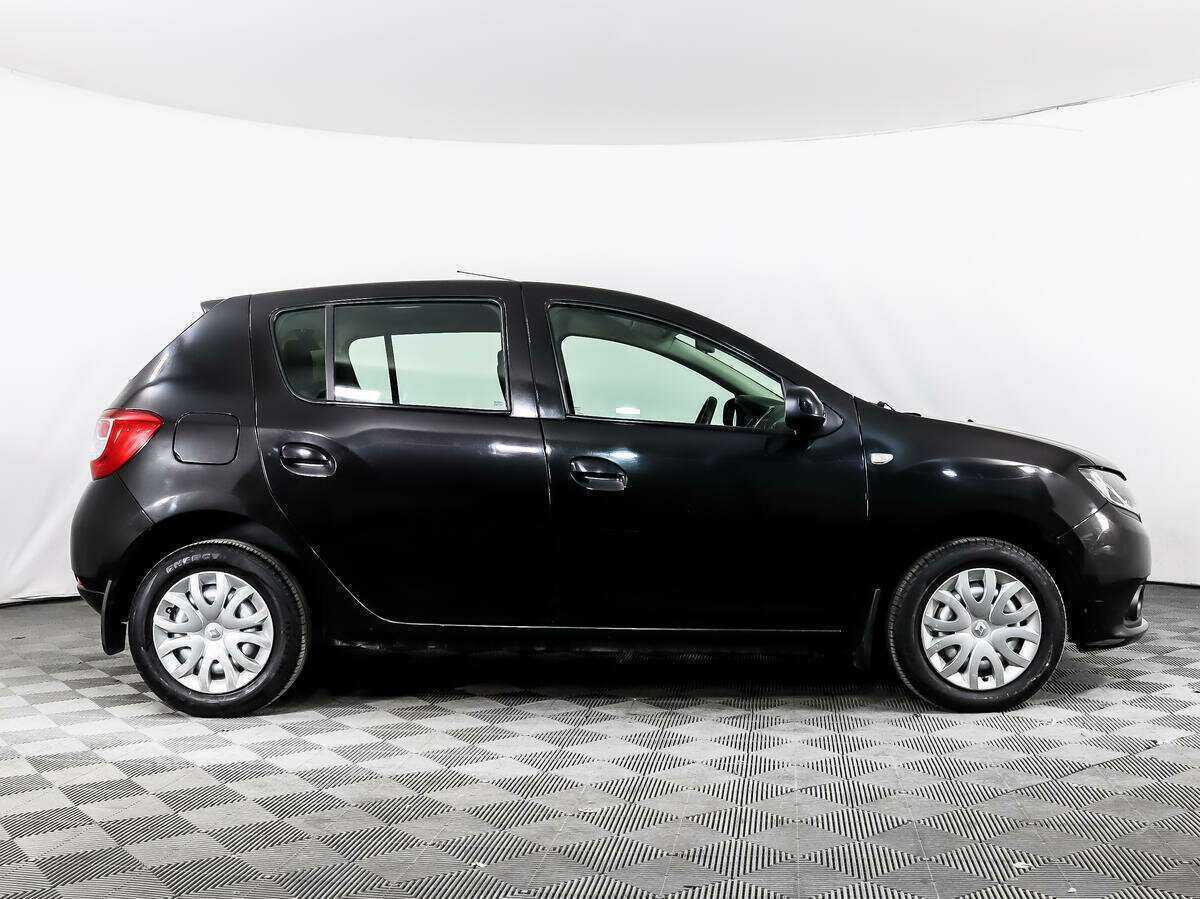 Купить Renault Sandero с пробегом. Фото: #3