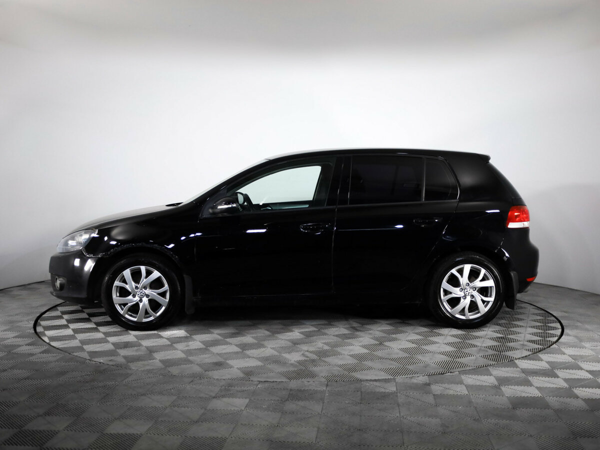 Купить Volkswagen Golf с пробегом. Фото: #1