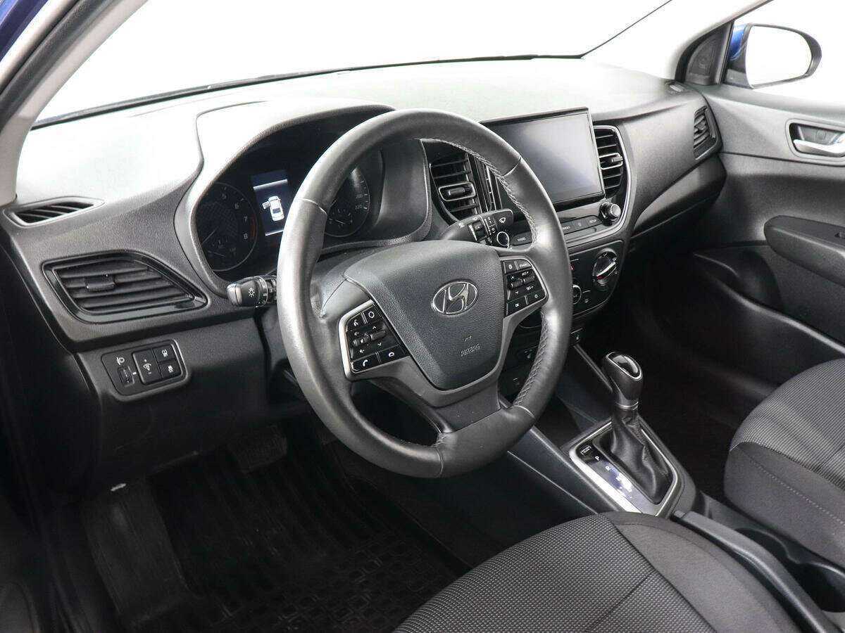 Купить Hyundai Solaris с пробегом. Фото: #8