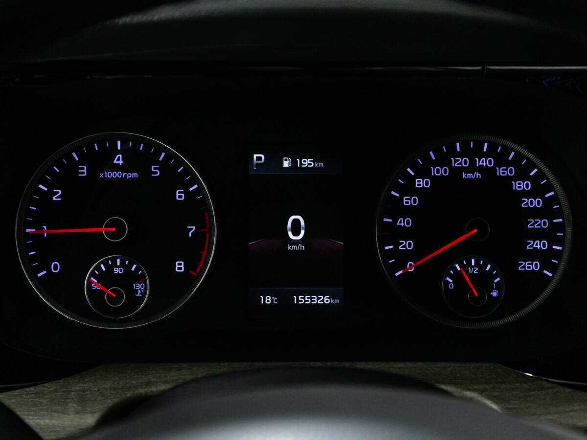 Купить Kia K5 с пробегом. Фото: #11