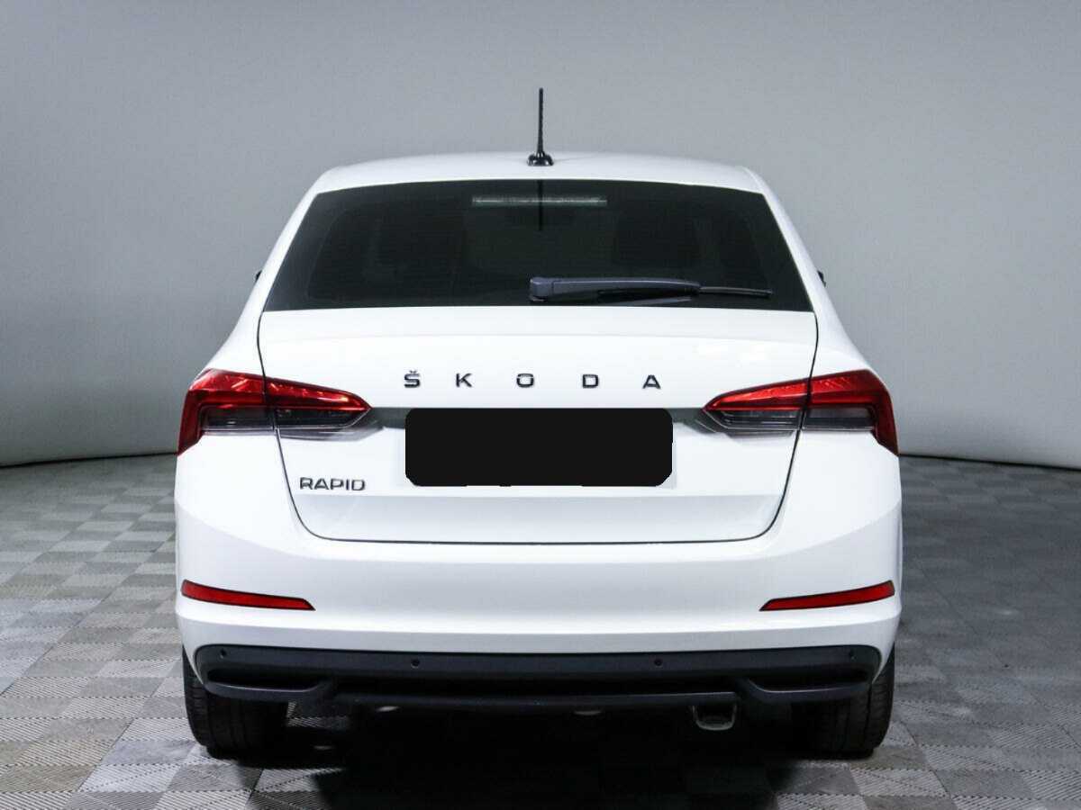 Купить Skoda Rapid с пробегом. Фото: #5