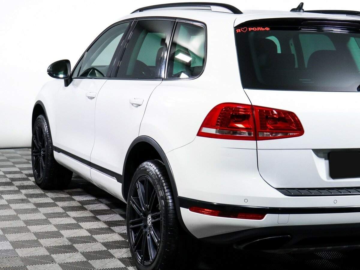 Купить Volkswagen Touareg с пробегом. Фото: #18