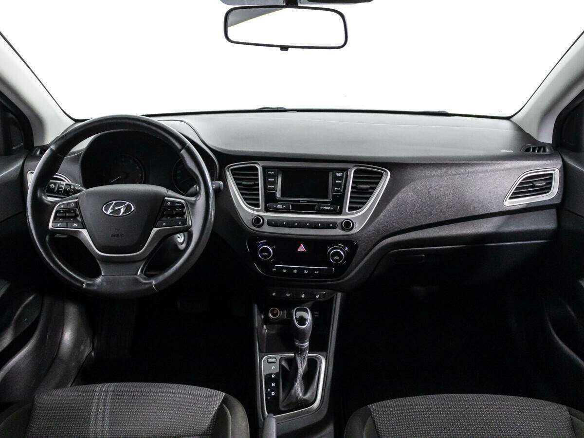 Купить Hyundai Solaris с пробегом. Фото: #12