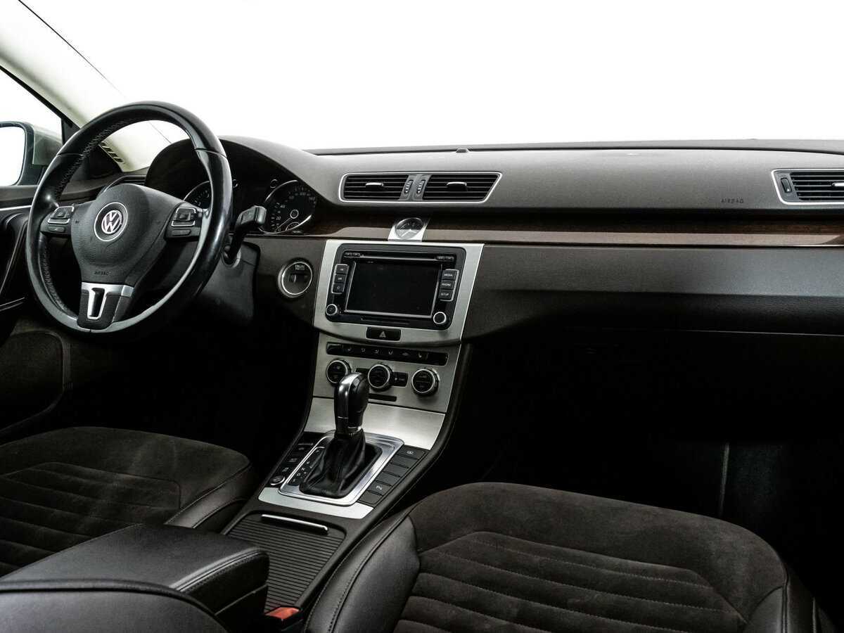 Купить Volkswagen Passat с пробегом. Фото: #5