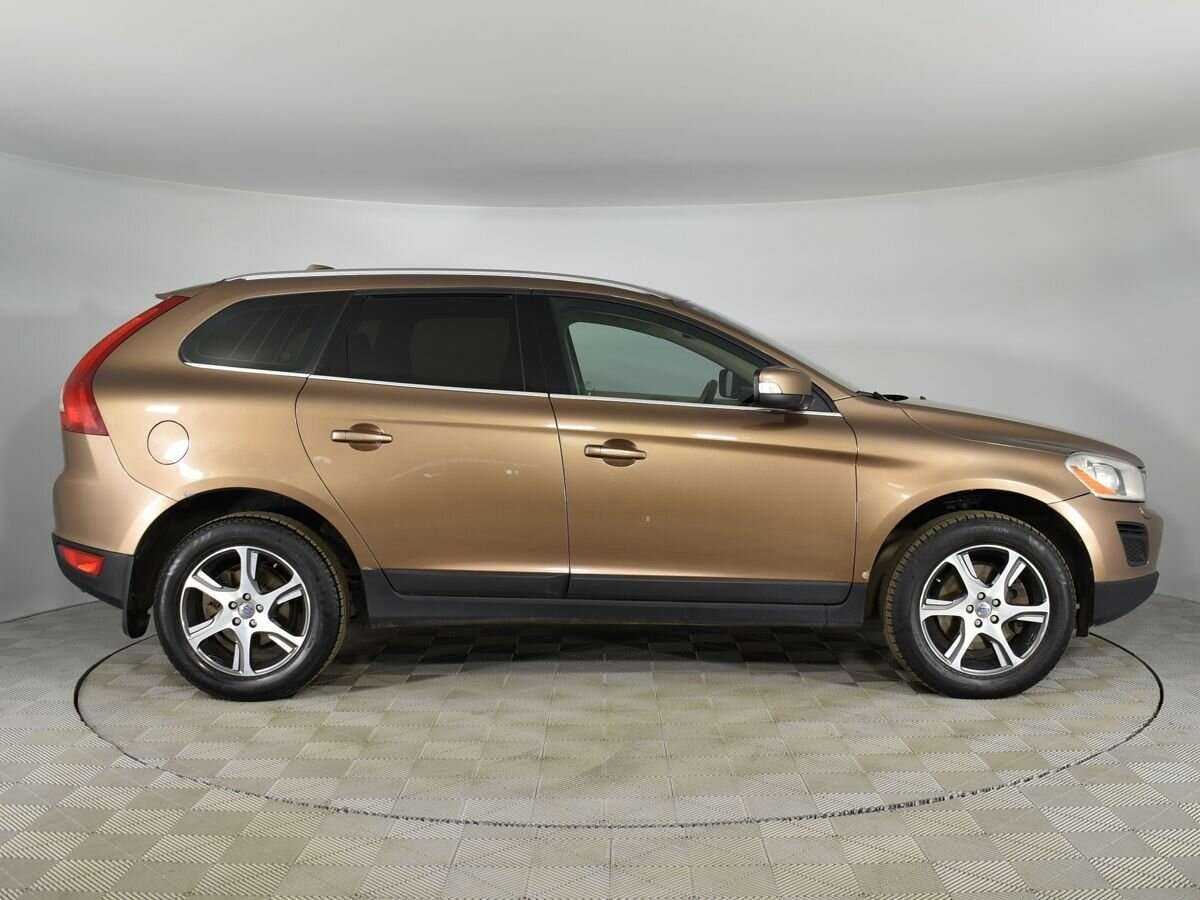 Купить Volvo XC60 с пробегом. Фото: #4