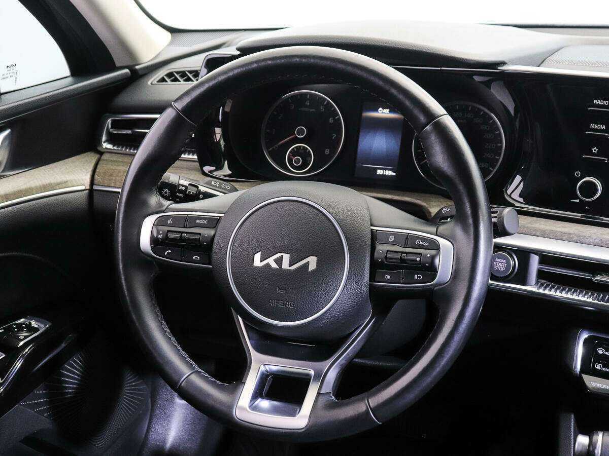 Купить Kia K5 с пробегом. Фото: #14