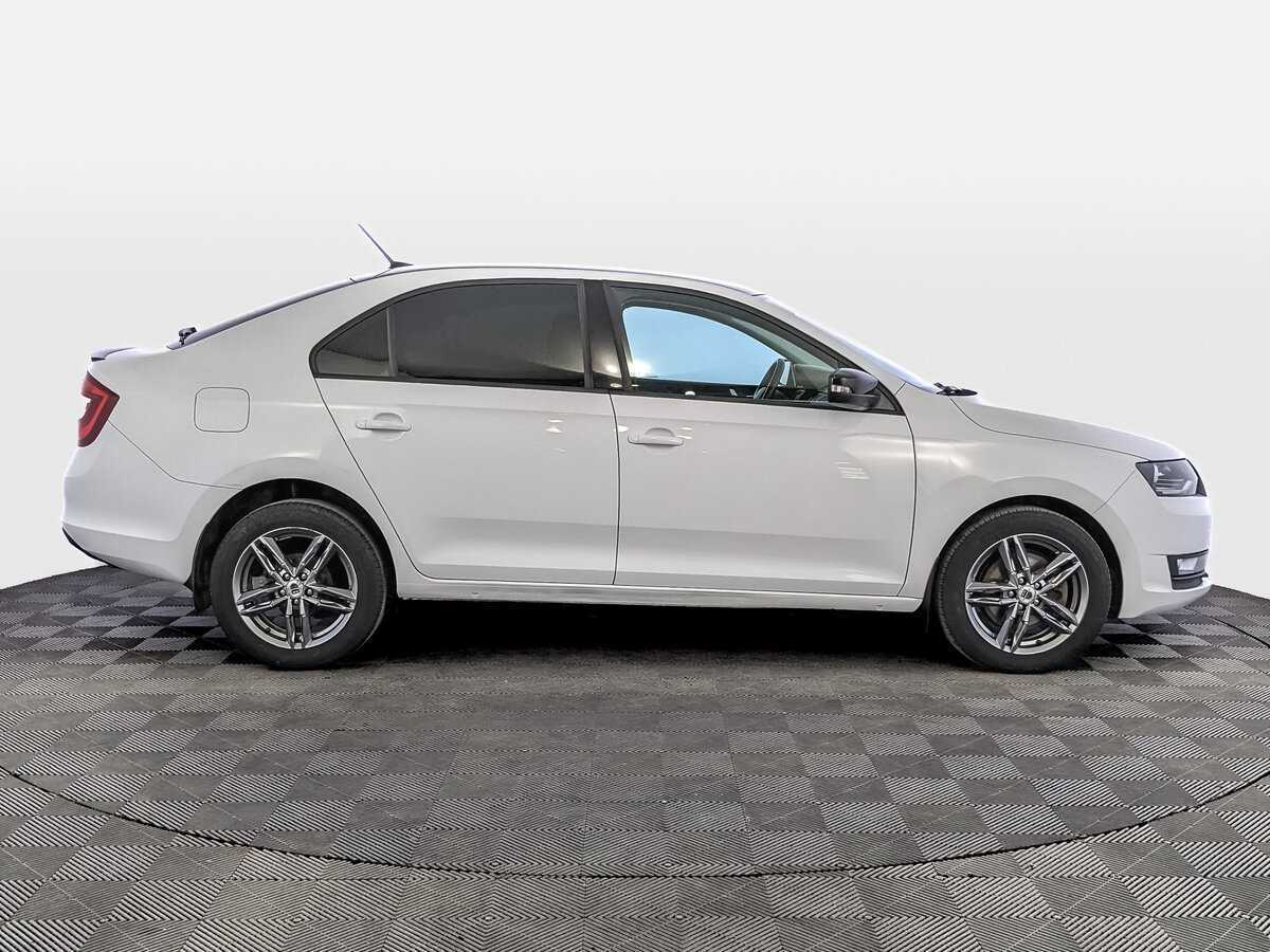 Купить Skoda Rapid с пробегом. Фото: #3