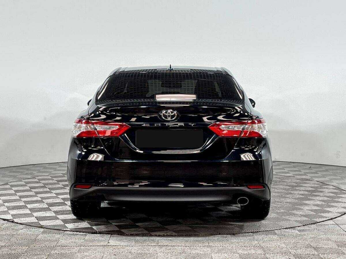 Купить Toyota Camry с пробегом. Фото: #4