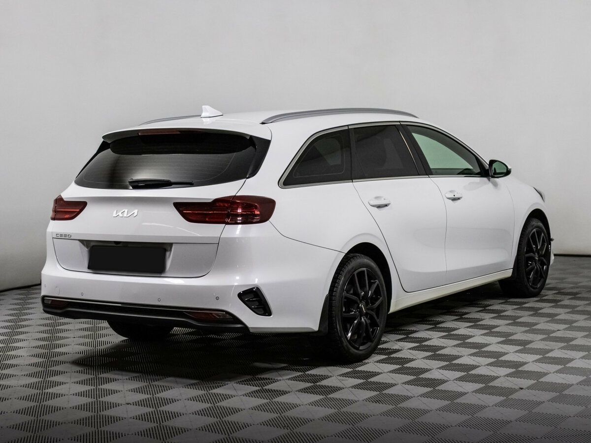 Купить Kia Ceed с пробегом. Фото: #3