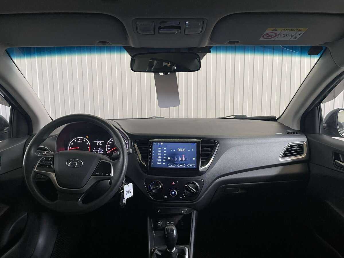 Купить Hyundai Solaris с пробегом. Фото: #8