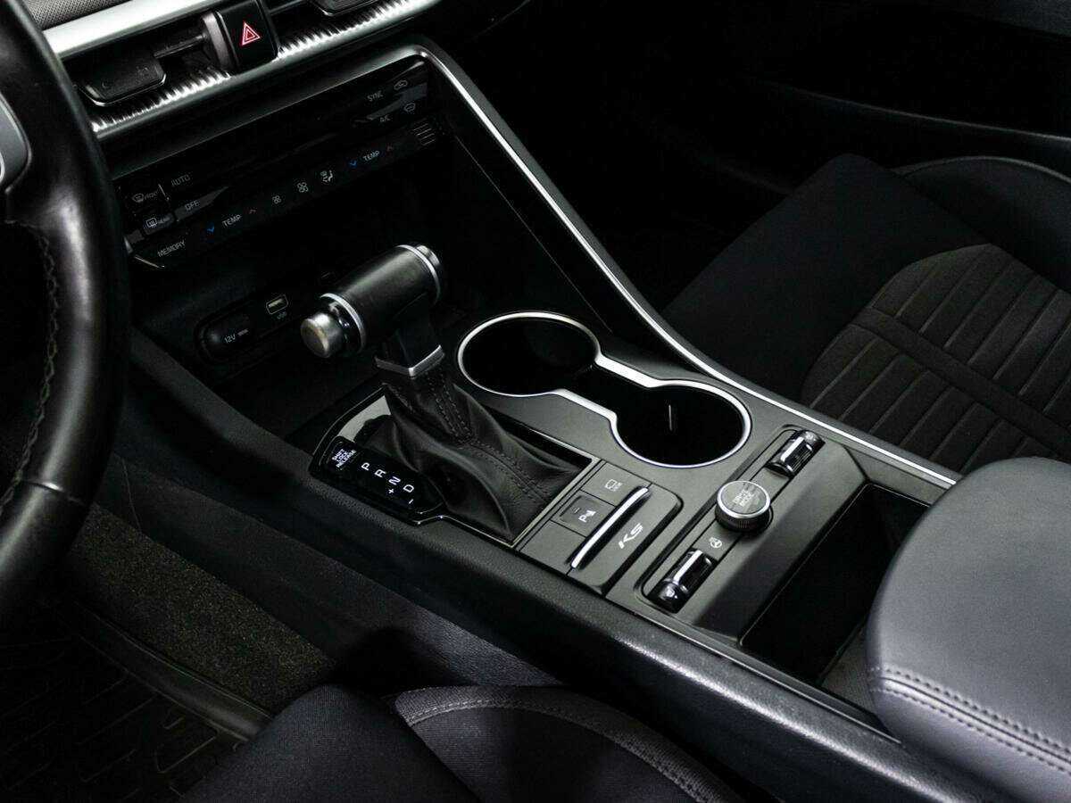 Купить Kia K5 с пробегом. Фото: #15