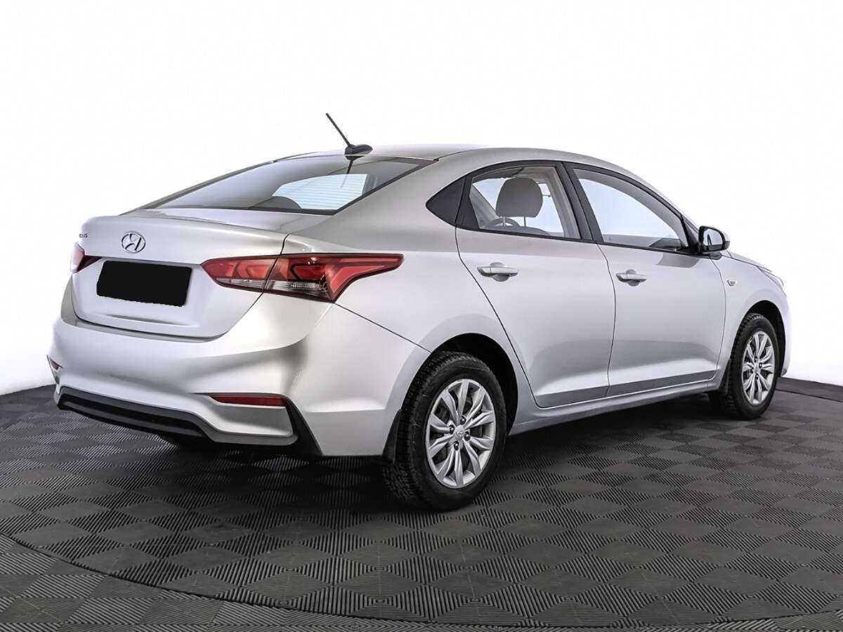 Купить Hyundai Solaris с пробегом. Фото: #4