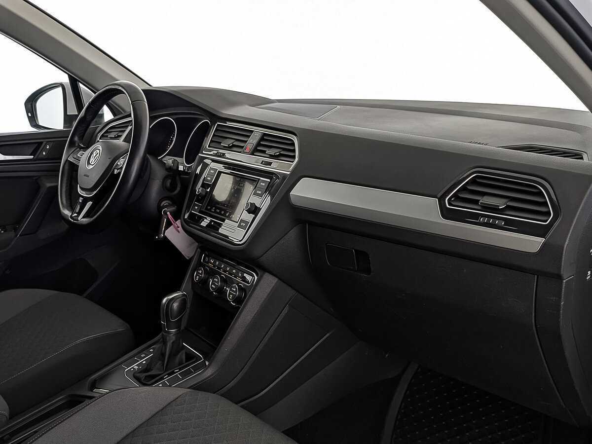 Купить Volkswagen Tiguan с пробегом. Фото: #10