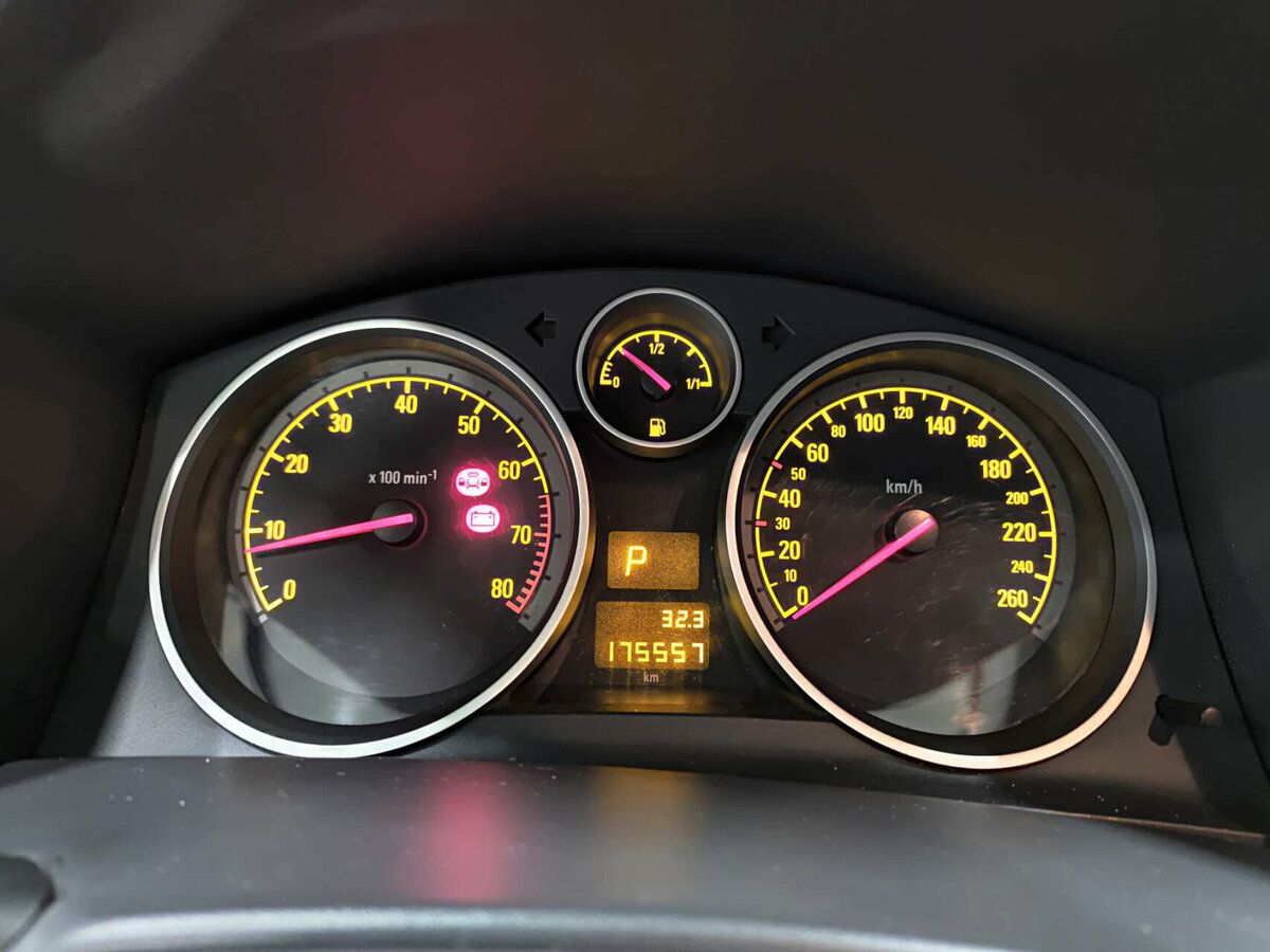 Купить Opel Astra с пробегом. Фото: #11