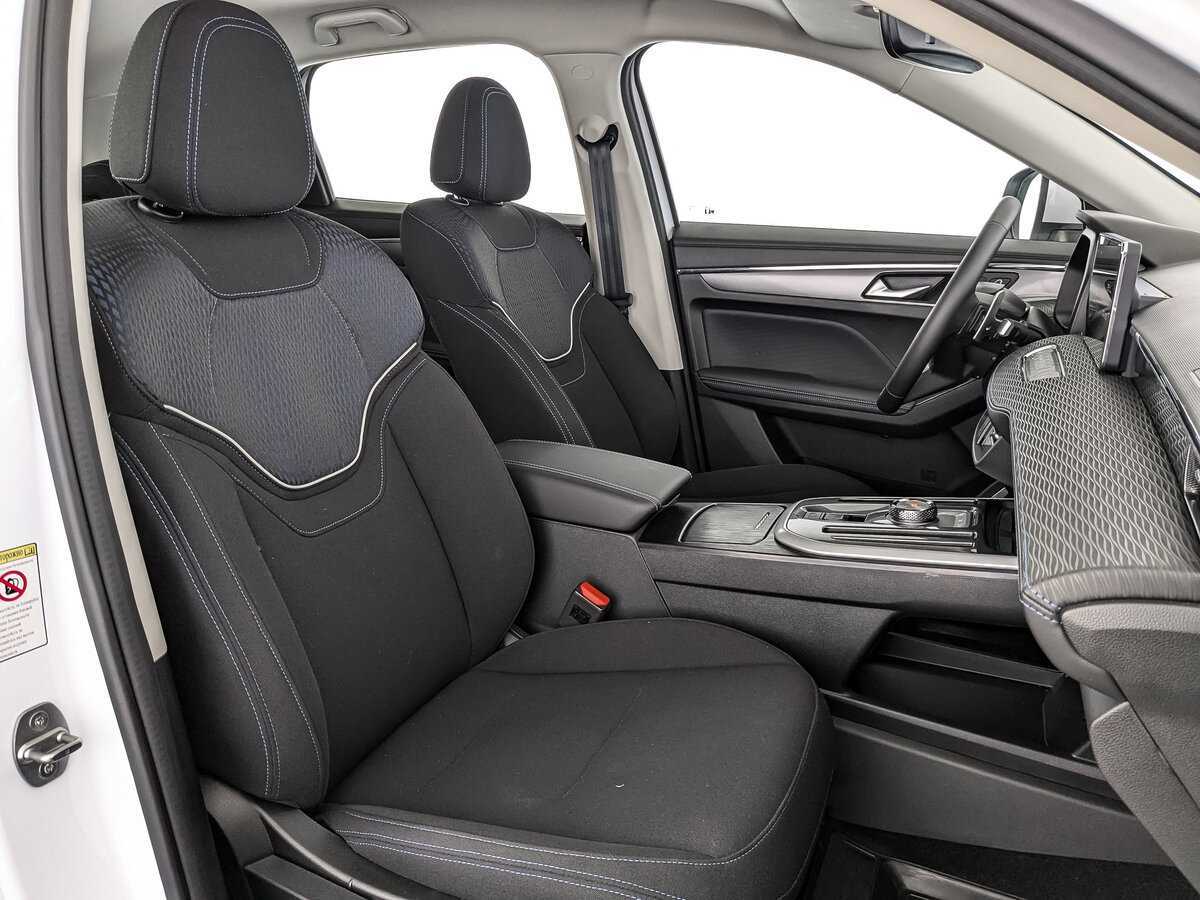 Купить Haval Jolion с пробегом. Фото: #18