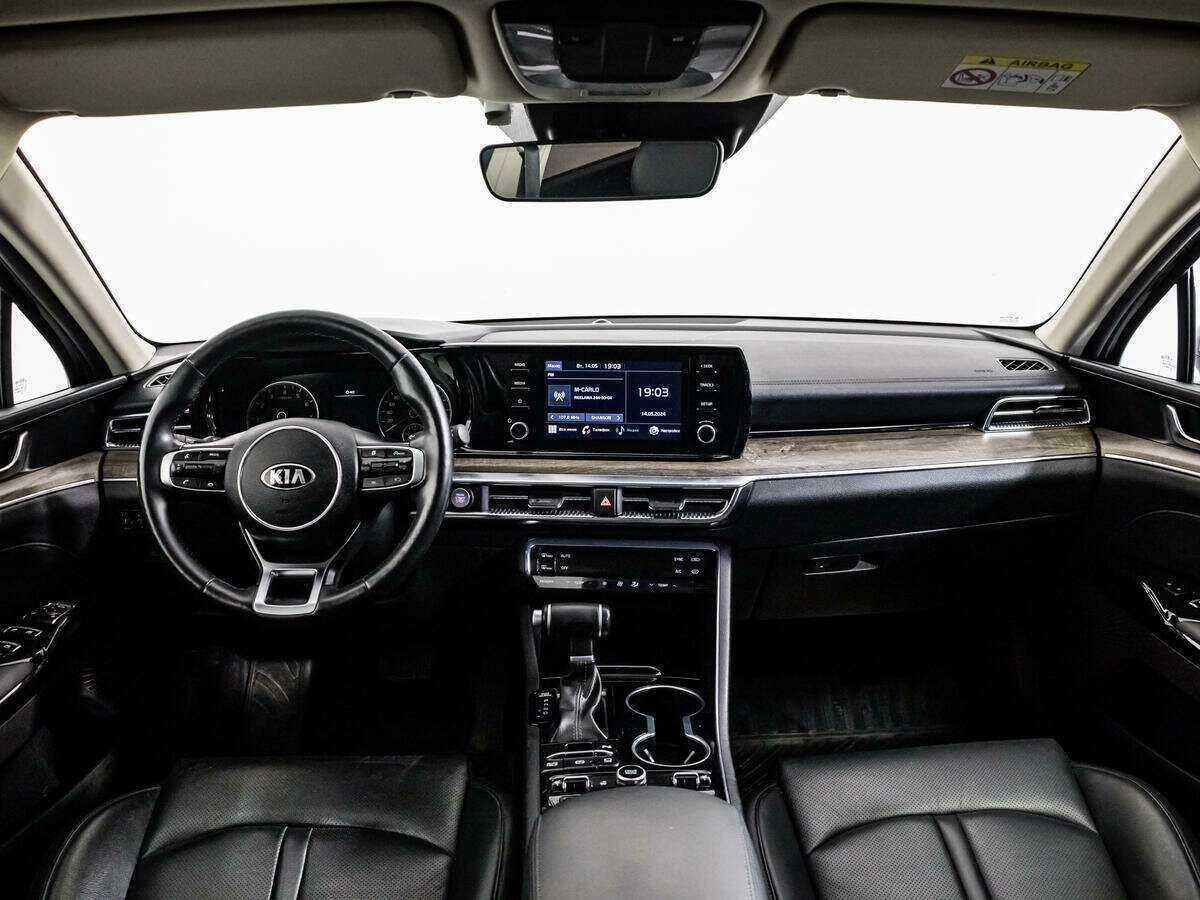 Купить Kia K5 с пробегом. Фото: #11